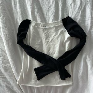 COPY - Brandy Melville off shoulder top